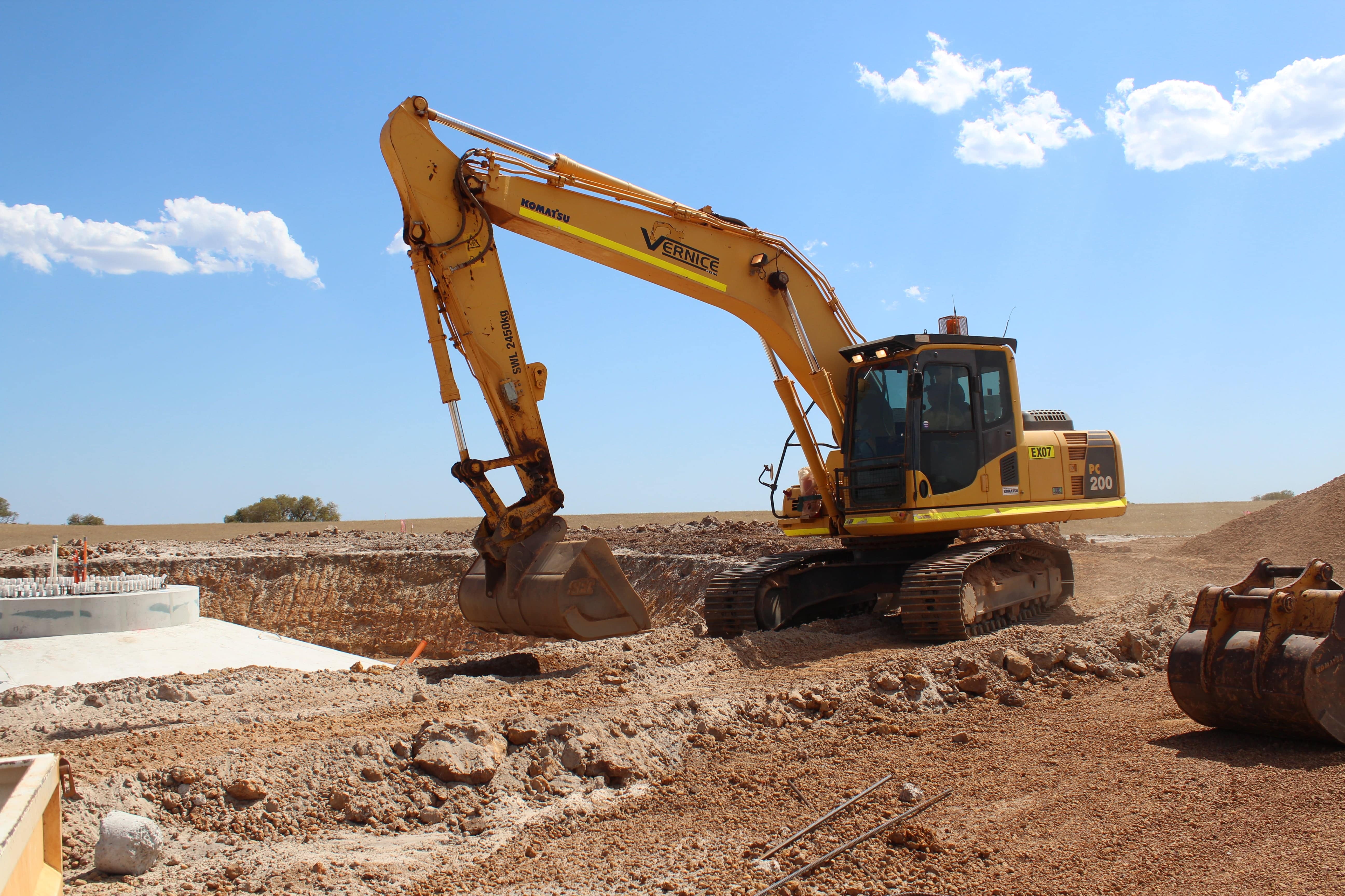 20 tonne Excavator Hire Vernice